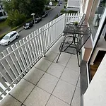 Gna01 - Grosse Mit 7 Betten, Grosse Kueche, 2 Balkone & Parkplatz リューデンシャイト