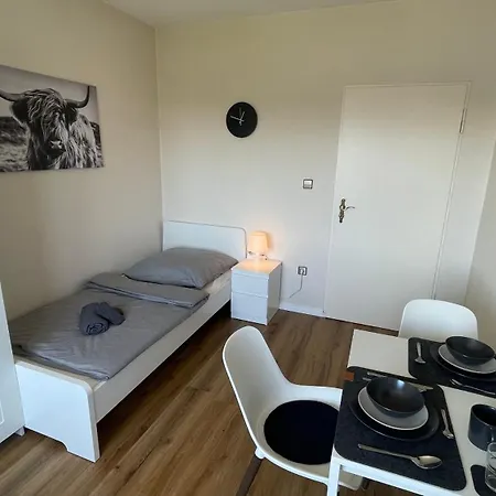 Apartment Grosse Mit 7 Betten, Grosse Kueche, Balkon *