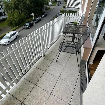 Grosse Mit 7 Betten, Grosse Kueche, 2 Balkonen & Parkplatz Lüdenscheid