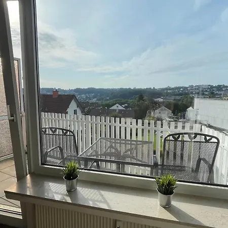 Grosse Mit 7 Betten, Grosse Kueche, Balkon Apartment