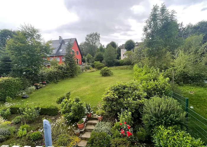 Gna01 - Grosse Mit 7 Betten, Grosse Kueche, 2 Balkone & Parkplatz Appartement Lüdenscheid