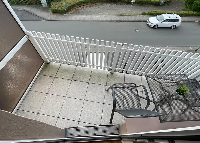 Lejlighed Gna01 - Grosse Mit 7 Betten, Grosse Kueche, 2 Balkone & Parkplatz