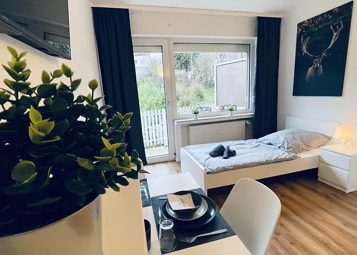 Gna01 - Grosse Mit 7 Betten, Grosse Kueche, 2 Balkone & Parkplatz Appartement *